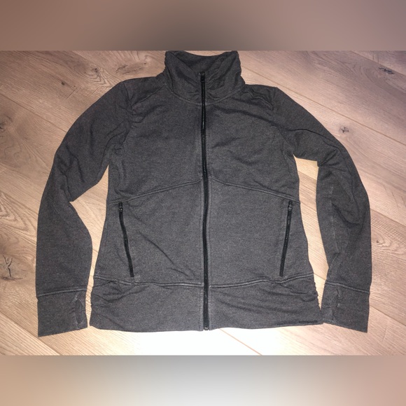 Patagonia Women’s Swell Belle Full Zip Fleece Jacket Size M Black Pockets Casual - Picture 2 of 12